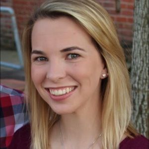 Meet your Posher, Caitlyn